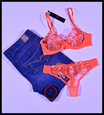 LACE BRAS SET